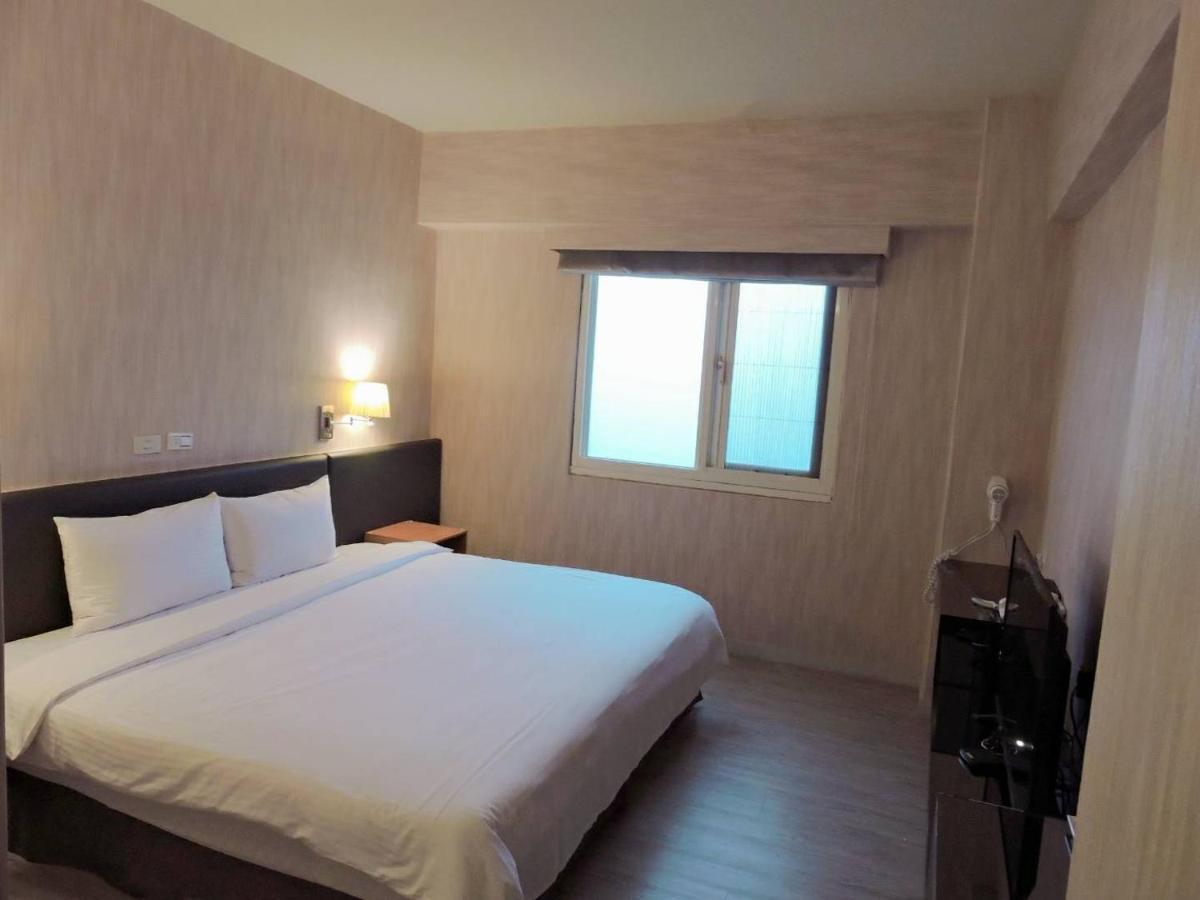Walker Hotel - Sanchong 타이베이 외부 사진