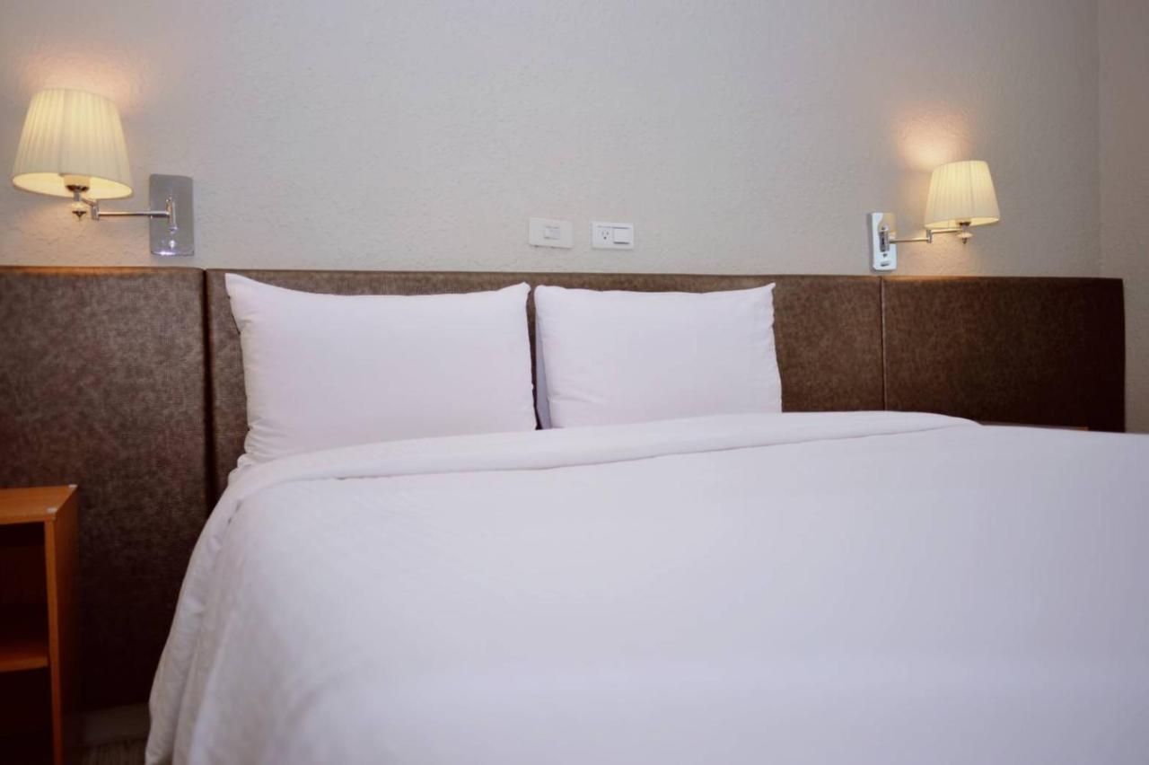 Walker Hotel - Sanchong 타이베이 외부 사진