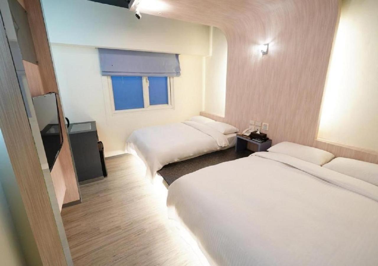Walker Hotel - Sanchong 타이베이 외부 사진