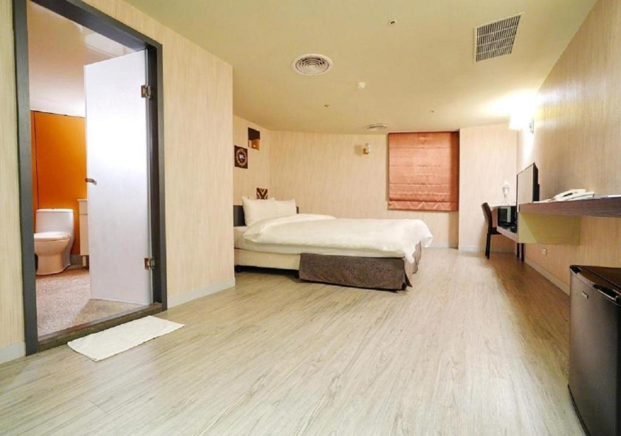 Walker Hotel - Sanchong 타이베이 외부 사진