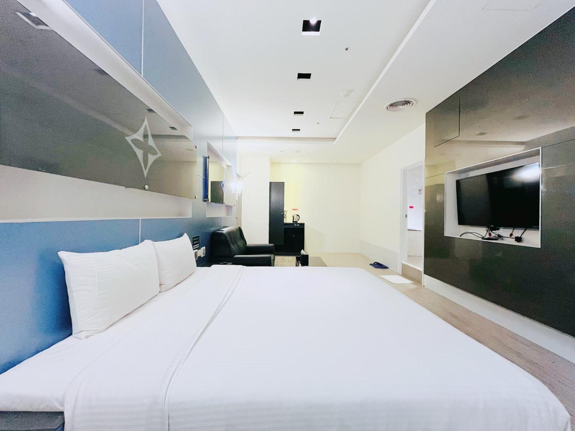 Walker Hotel - Sanchong 타이베이 외부 사진