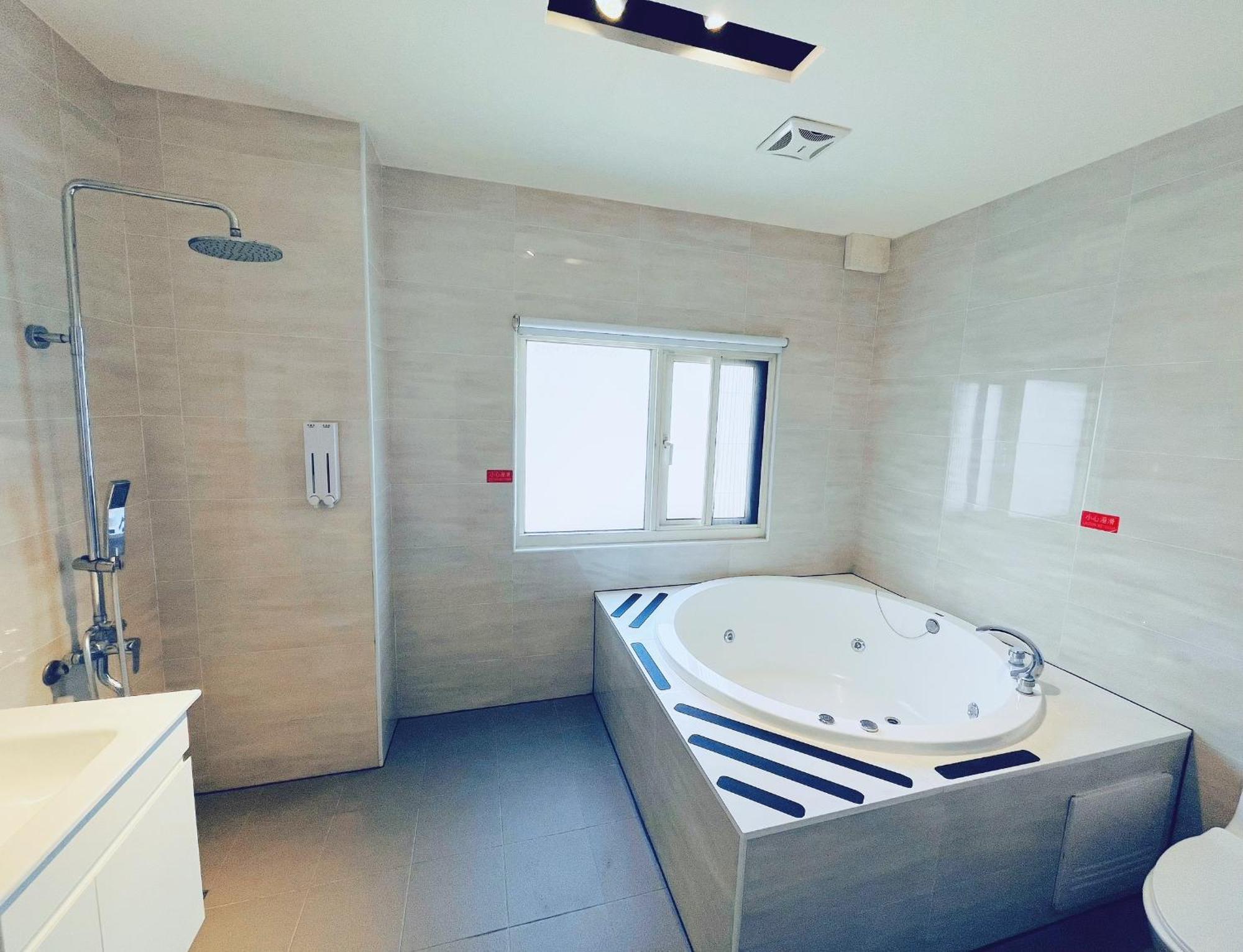 Walker Hotel - Sanchong 타이베이 외부 사진