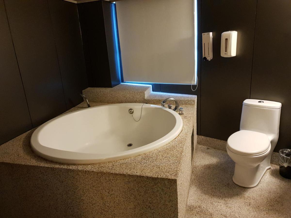 Walker Hotel - Sanchong 타이베이 외부 사진