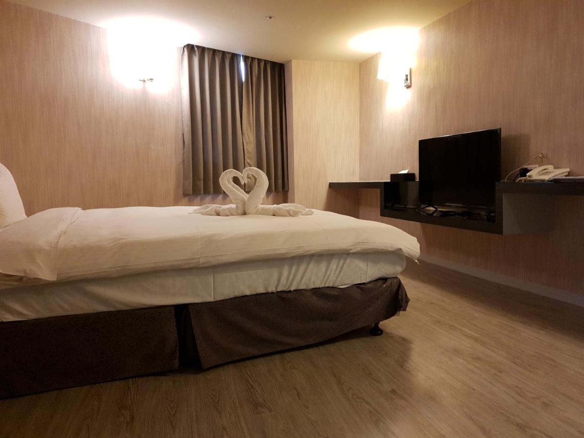 Walker Hotel - Sanchong 타이베이 외부 사진