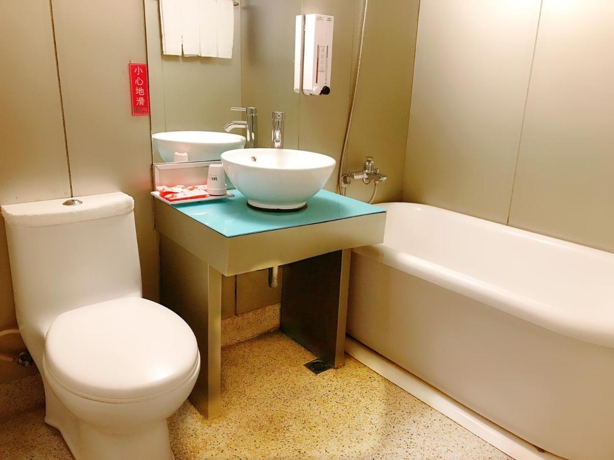 Walker Hotel - Sanchong 타이베이 외부 사진